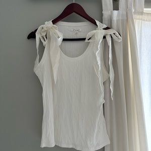 White tank - bow straps